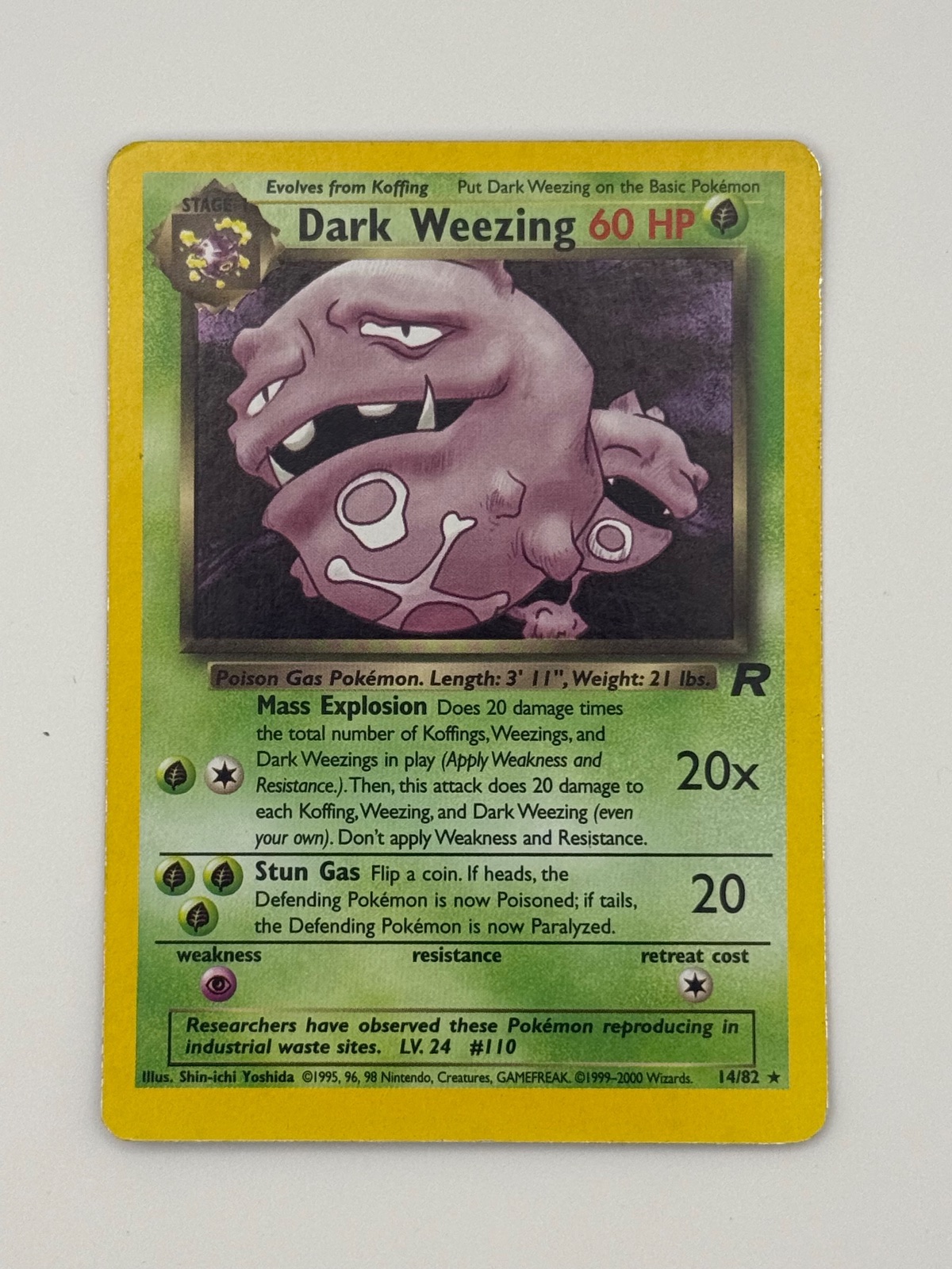 Dark Weezing 14/82 Team Rocket